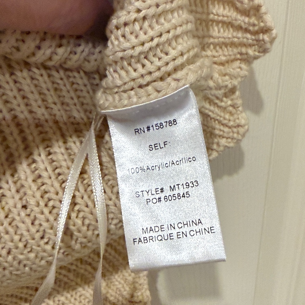 Mable scalloped cropped sweater tank, small - Picture 6 of 7